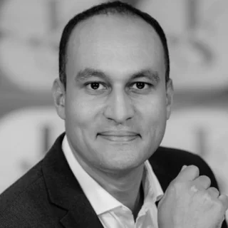 Nizar El Adnani, CIO chez AXA Group Operations